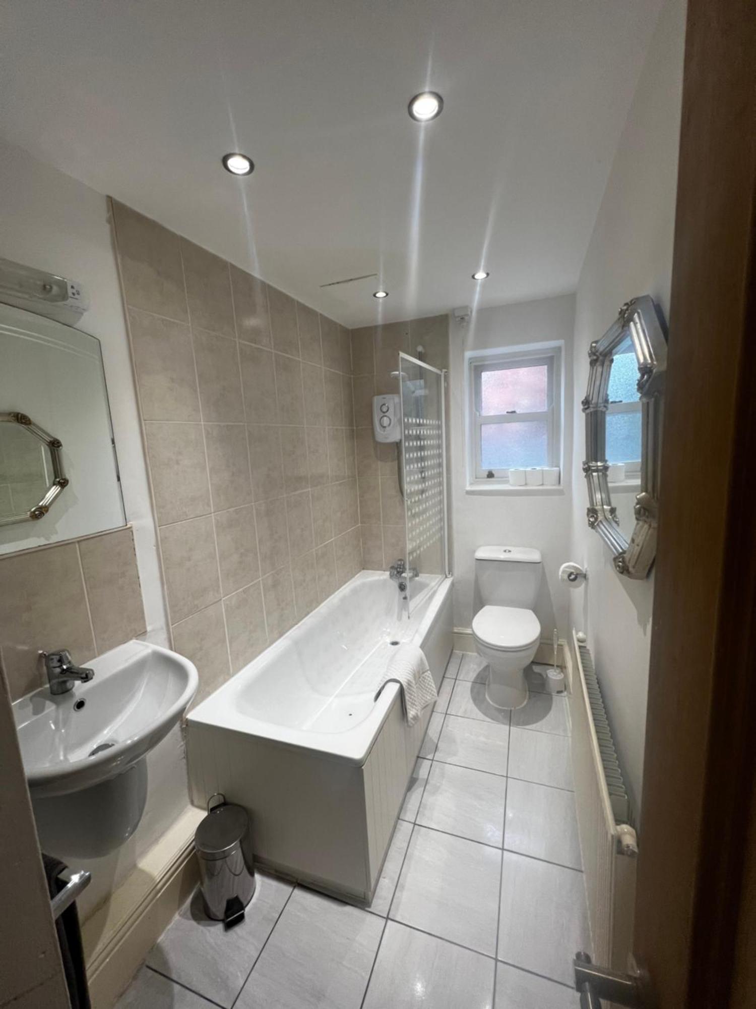 No 3 - Large 1 Bed Near Sefton Park And Lark Lane Apartment Liverpool Exterior photo